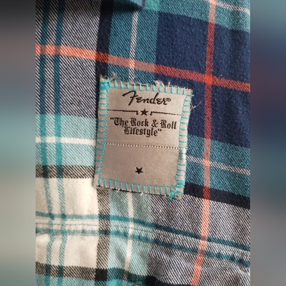 FENDER Button Down shirt L - Picture 3 of 3